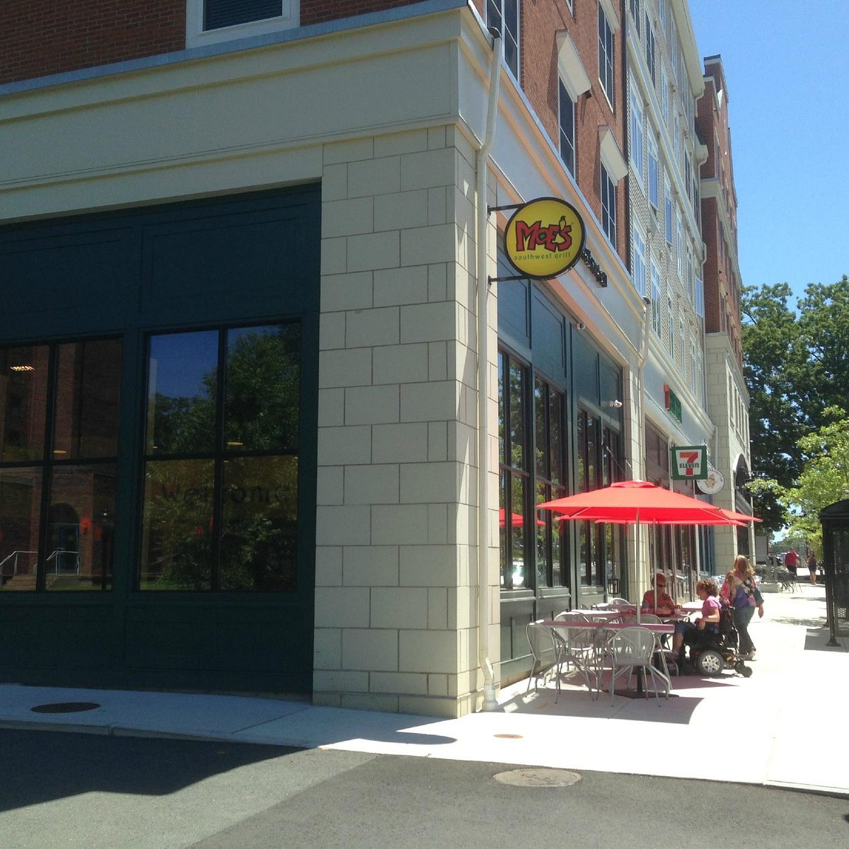 Moe's Southwest design & decor