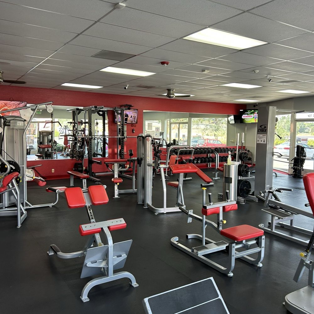 Snap Fitness design & decor