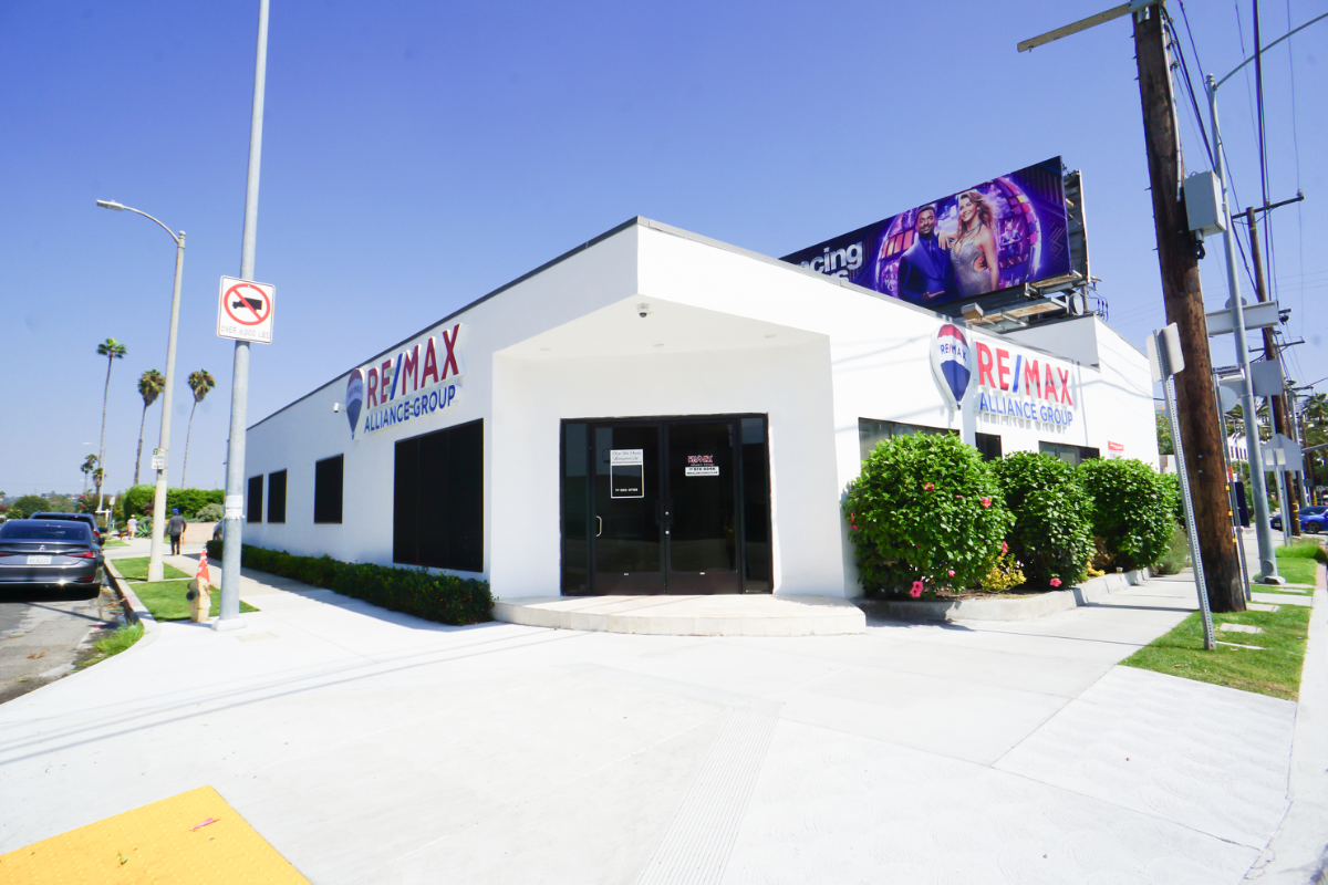 RE/MAX new outlets
