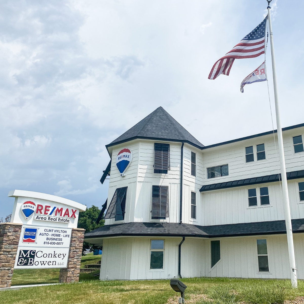 RE/MAX new outlets