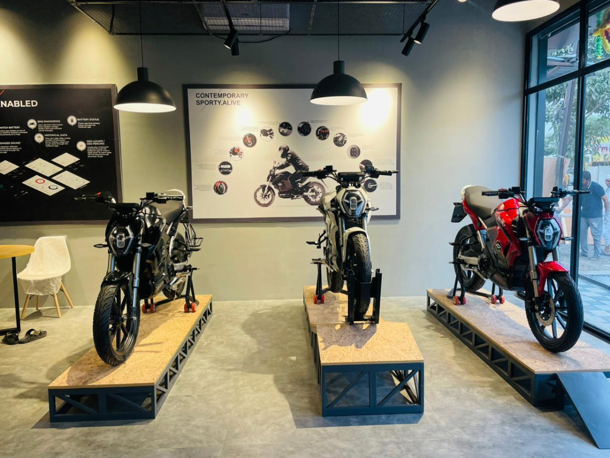 Revolt Motors design & decor