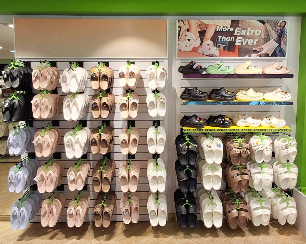 Crocs design & decor