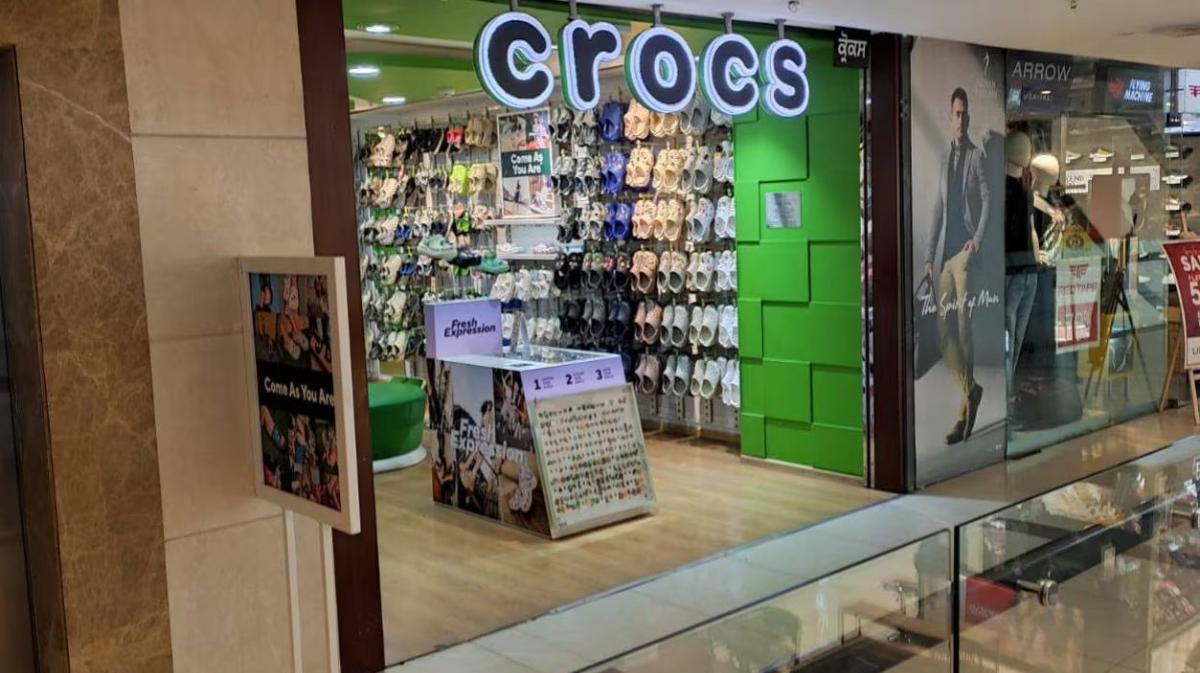 Crocs design & decor