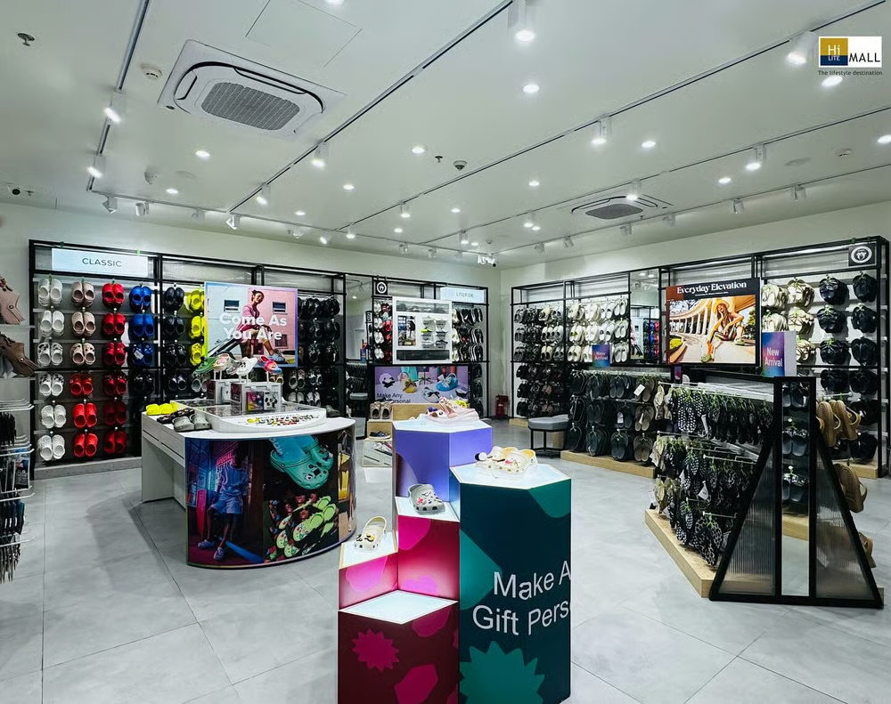 Crocs design & decor
