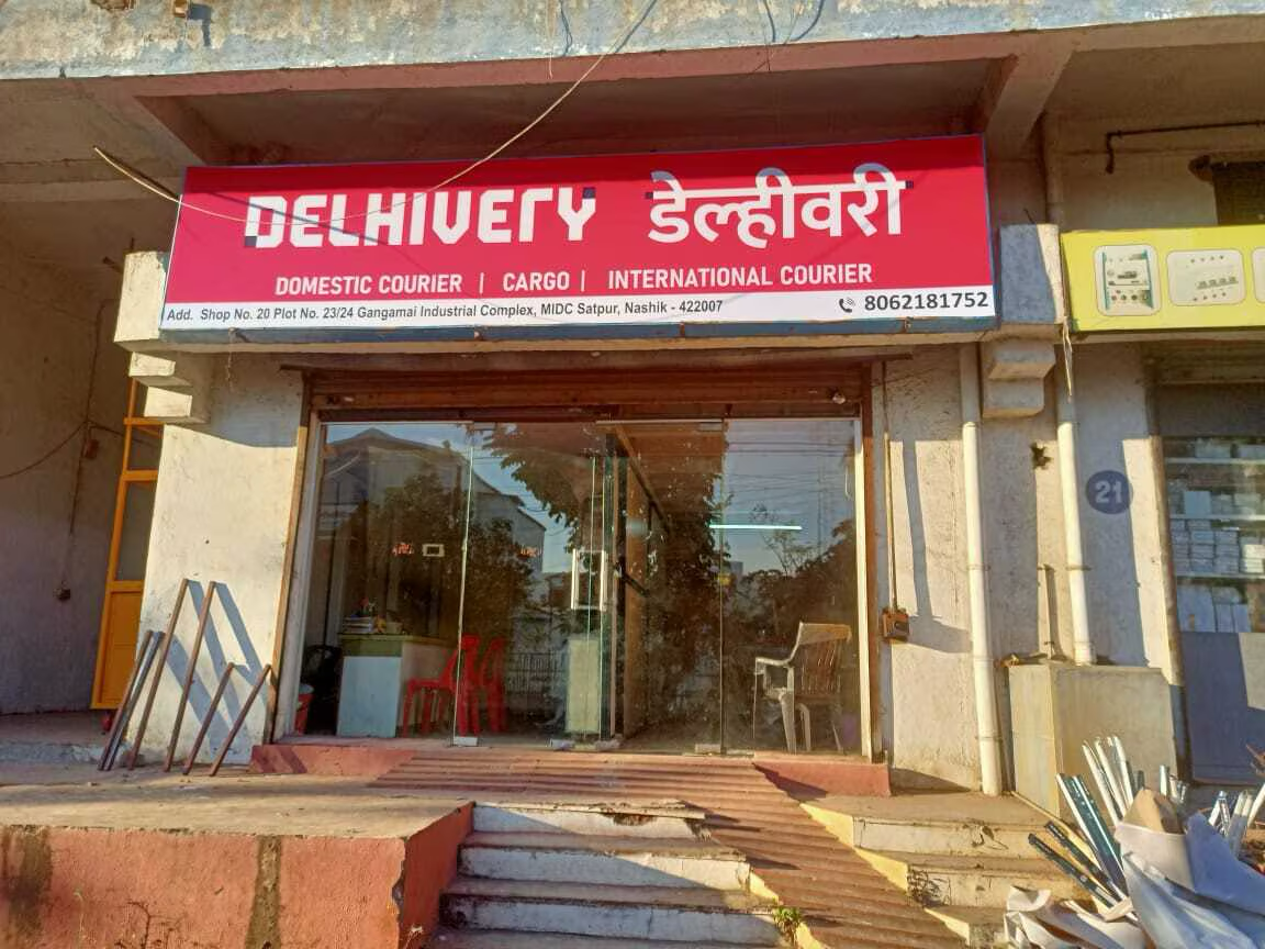 Delhivery new outlets
