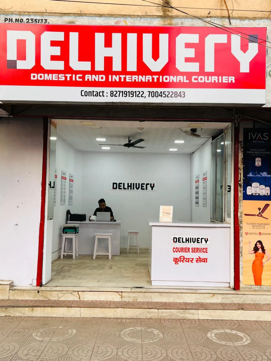 Delhivery new outlets