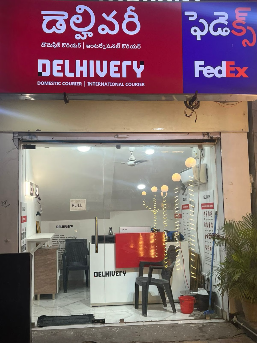 Delhivery new outlets