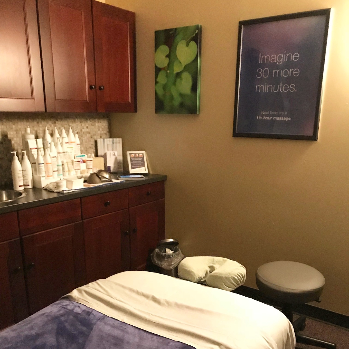 Massage Envy design & decor