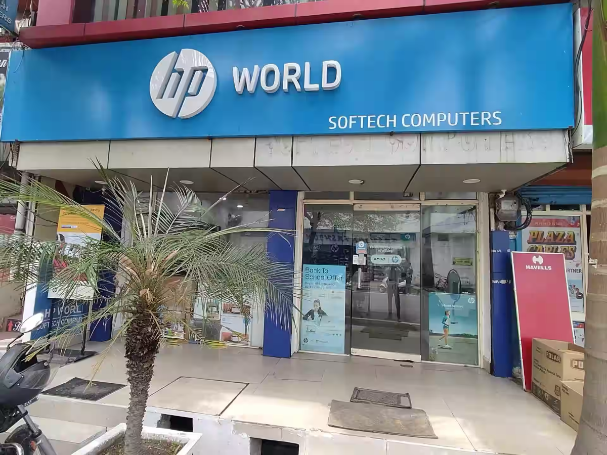 HP new outlets