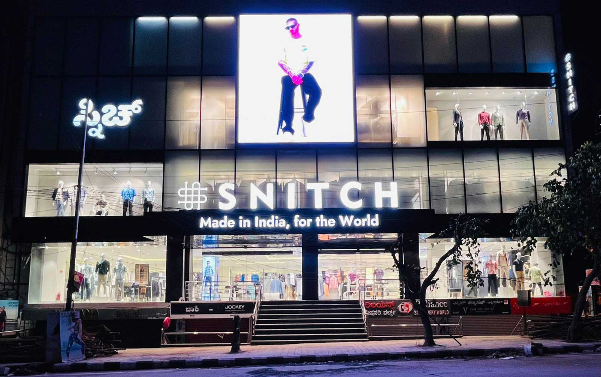 Snitch new outlets
