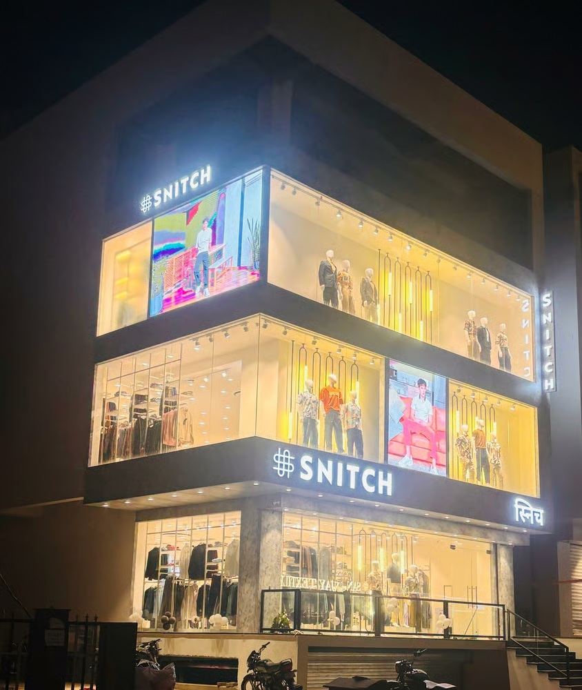 Snitch new outlets