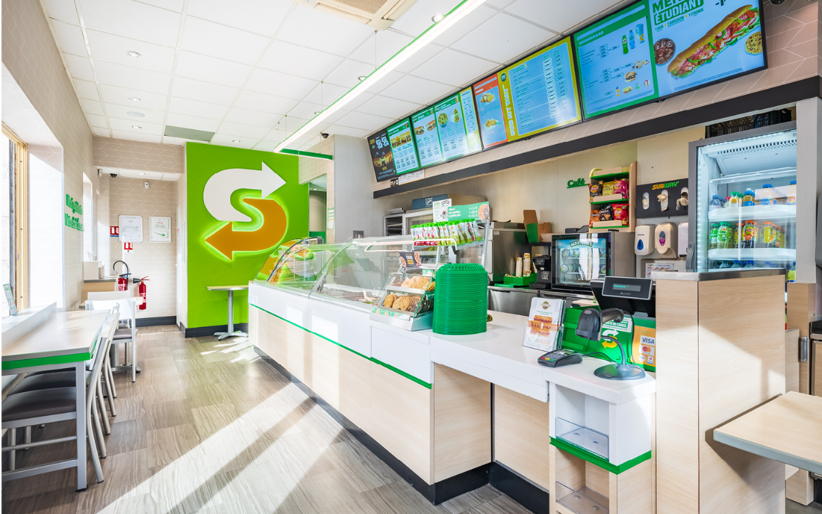 Subway design & decor