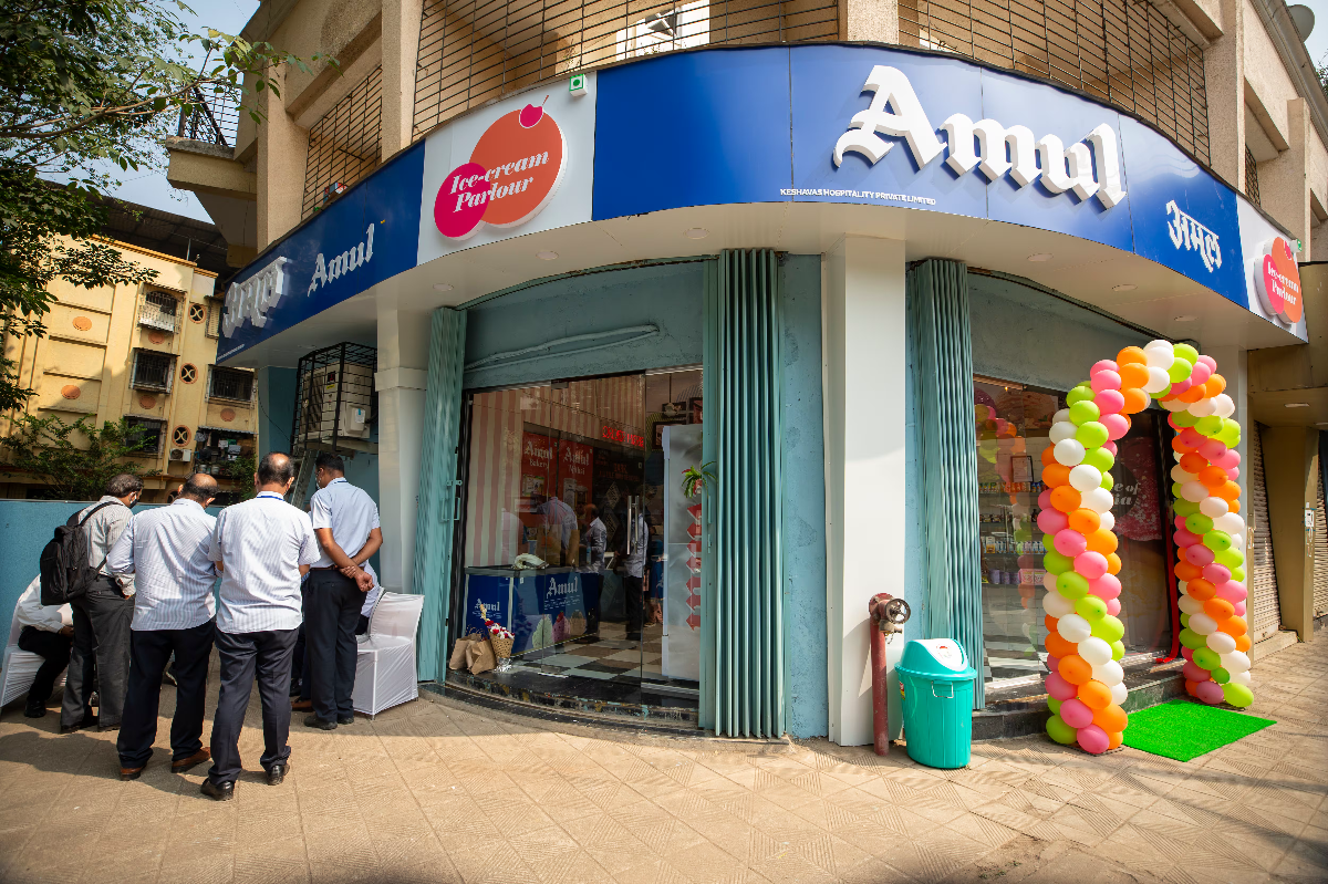 Amul new outlets